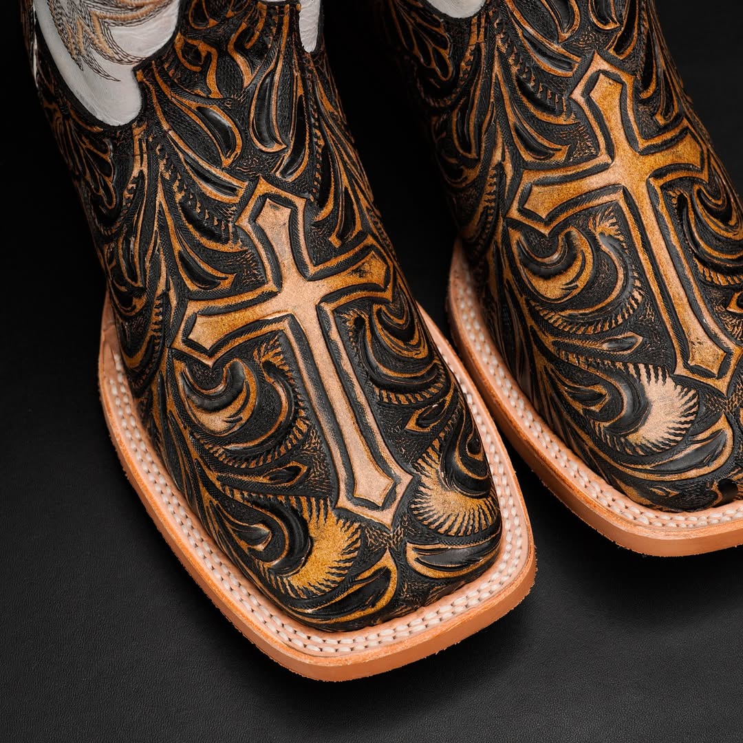 NEW Hand Tooled Boots
