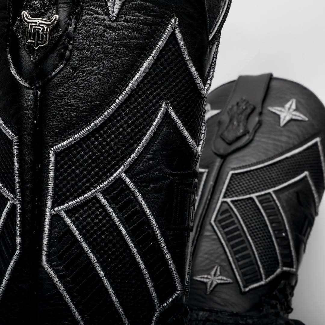 Black Snapping Turtle Leather Boots - Square Toe