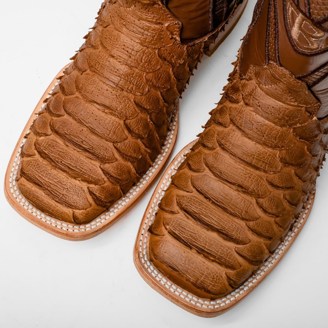 NEW Matte Tan Jumbo Python Boots