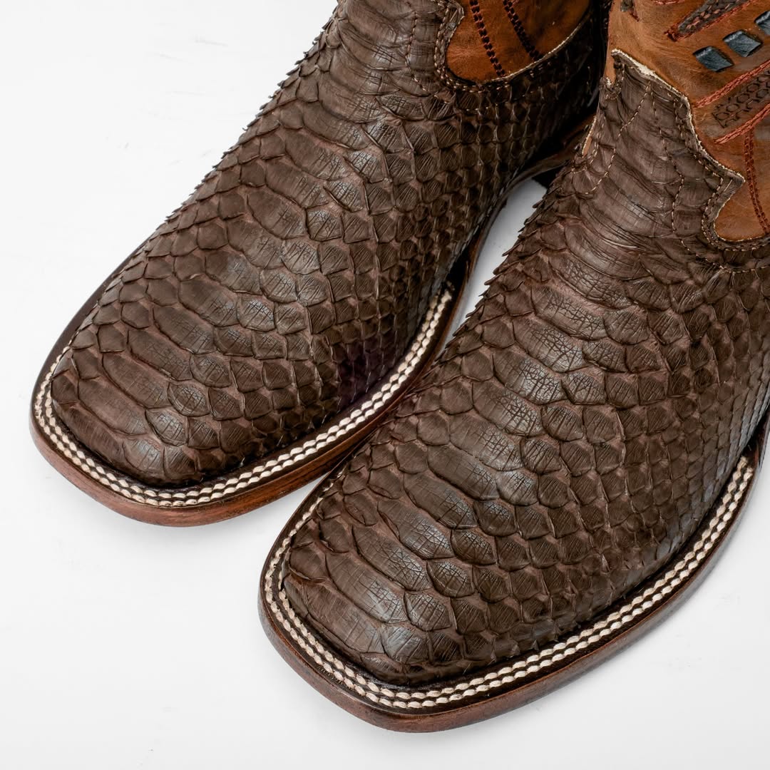NEW GENUINE Matte Brown Python Boots