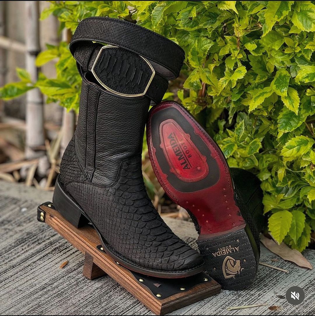 Rugged Python Roper Boots - Retro Style