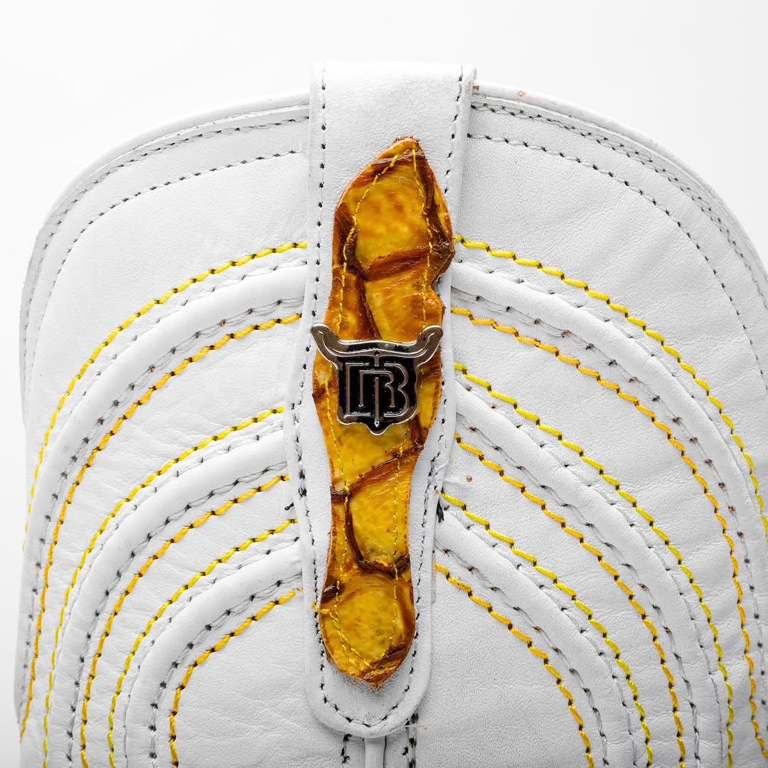 Butter-Toned Pirarucu Leather Boots – Square Toe