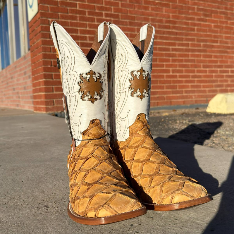 Premium Exotic Pirarucu Light Castor