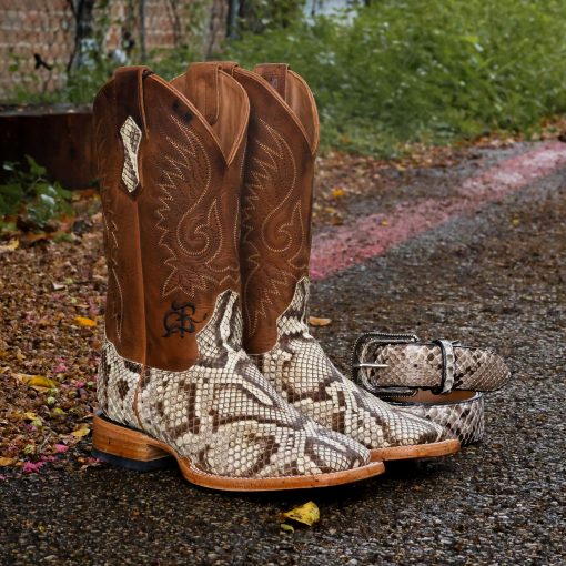 Molurus Matte Natural Square Toe Boots