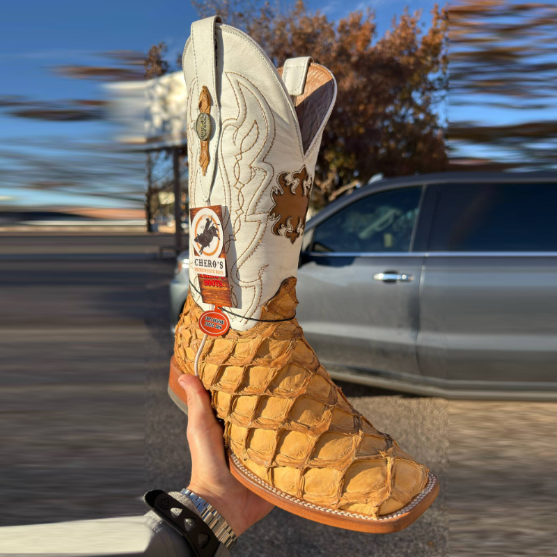 Premium Exotic Pirarucu Light Castor